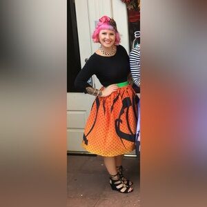 Unique vintage jack-o’-lantern skirt